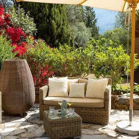Coll Boutique - Adults Only Couette-café