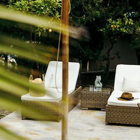 Coll Boutique - Adults Only Couette-café 4*