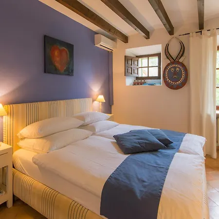 Coll Boutique - Adults Only Bed & Breakfast
